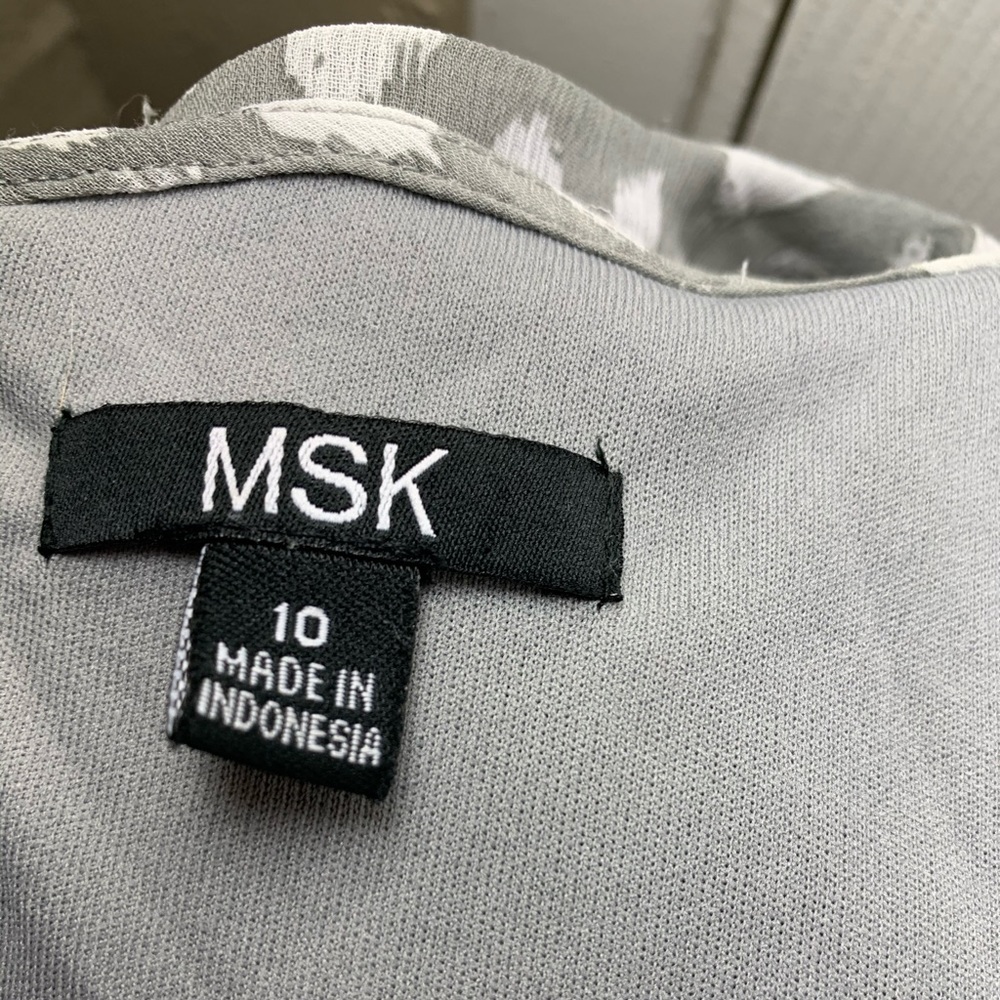 MSK Dress - Picture 2 of 8